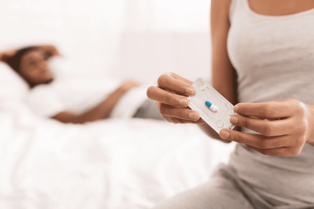 Sau khi quan hệ bao lâu thì uống thuốc tránh thai khẩn cấp?