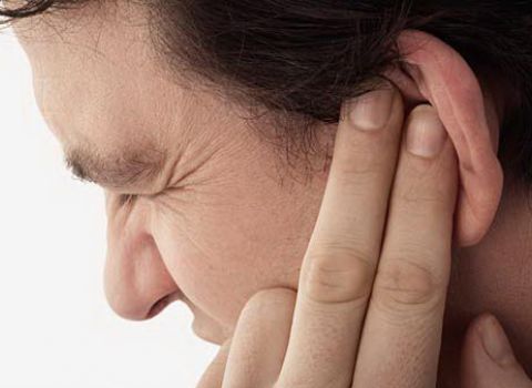 Zona tai có thể gây liệt mặt, giảm sức nghe