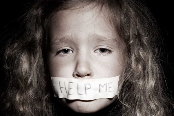 Ngược đãi trẻ em: Vấn nạn gia đình – xã hội đáng được quan tâm