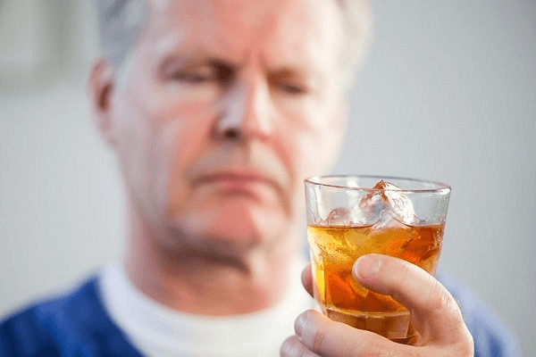 Nghiện rượu: Khái niệm, nguyên nhân và những hậu quả khôn lường