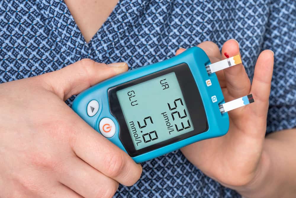 Lựa chọn máy đo đường huyết tốt nhất dựa trên những tiêu chí nào?