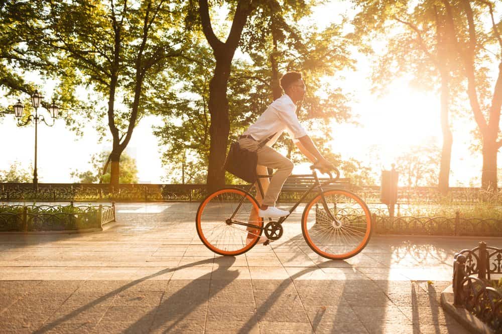 Đạp xe đi làm: Những điều nên làm để tránh bất tiện