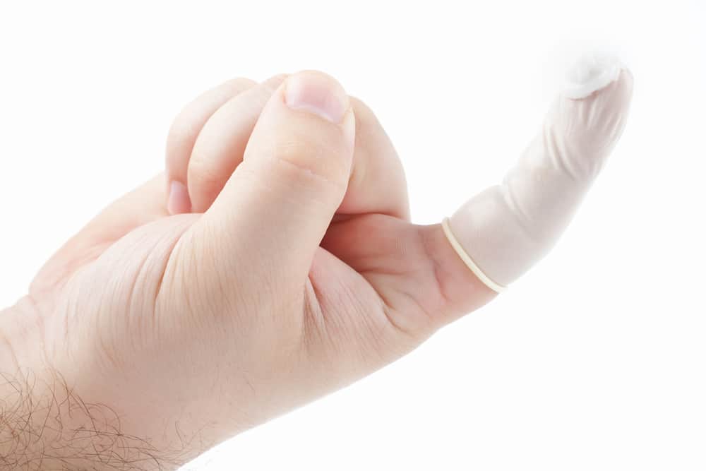 Bao cao su ngón tay là gì? Hướng dẫn cách dùng an toàn