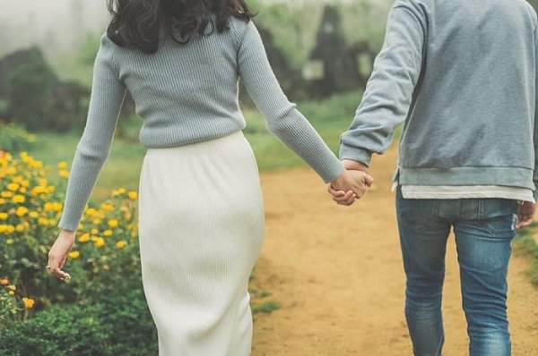 12 cách nhận biết đàn ông yêu thật lòng